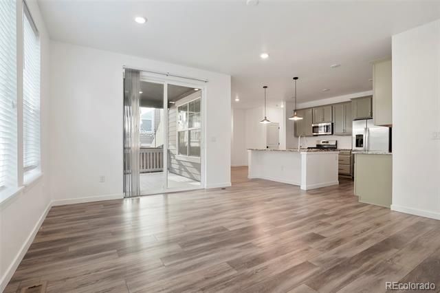 9542 Richfield St, Commerce City, CO 80022