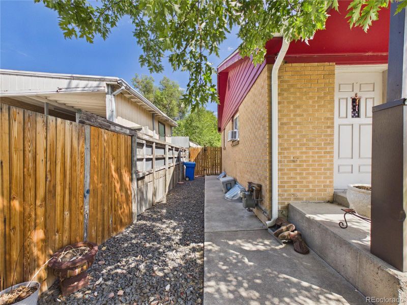 7234 Navajo St, Denver, CO 80221