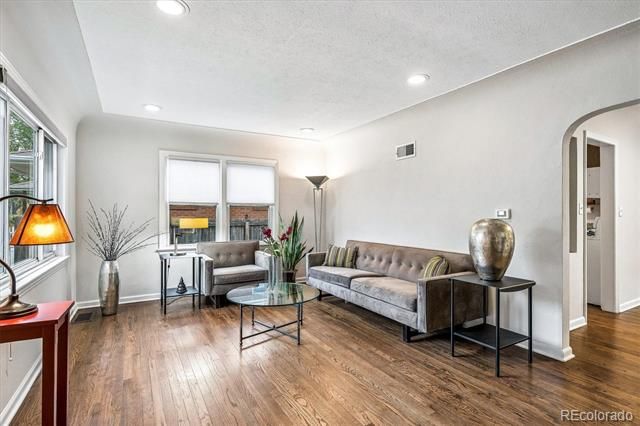 4035 S Logan St, Englewood, CO 80113