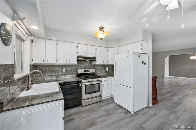 412 E Thunderbird Dr, Fort Collins, CO 80525