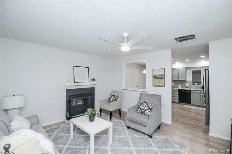 1961 S Ivory Way, Aurora, CO 80013