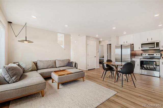 18057 E 51st Ave, Denver, CO 80249