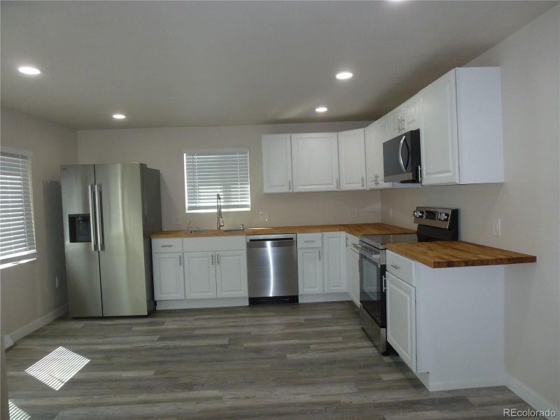 4863 S Grant St, Englewood, CO 80113
