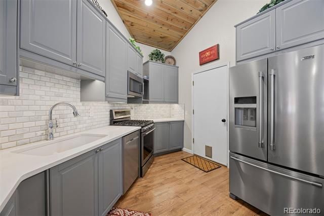 1470 S Quebec Way #101, Denver, CO 80231
