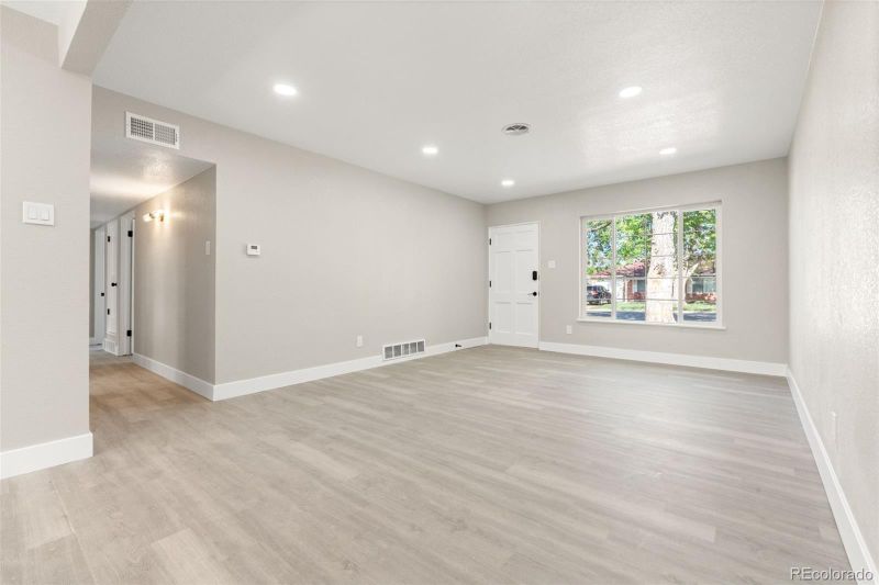 1269 Revere St, Aurora, CO 80011