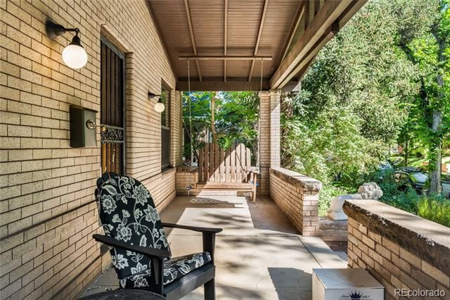 961 S Corona St, Denver, CO 80209
