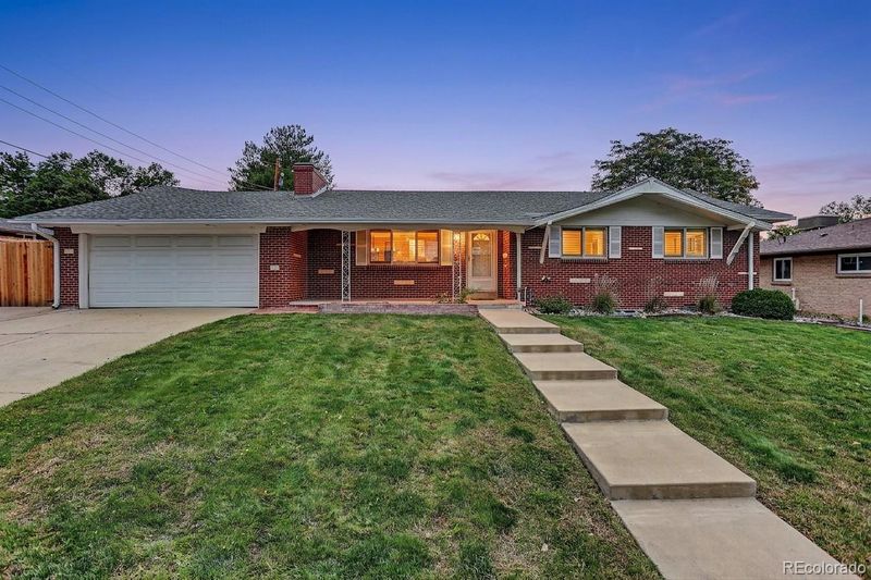 6422 Independence St, Arvada, CO 80004