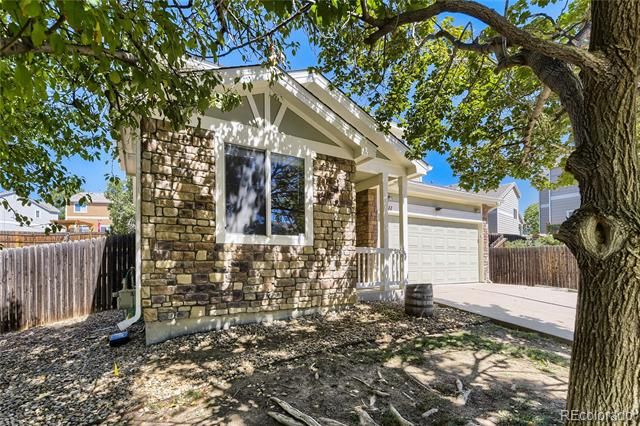 2511 S Genoa St, Aurora, CO 80013