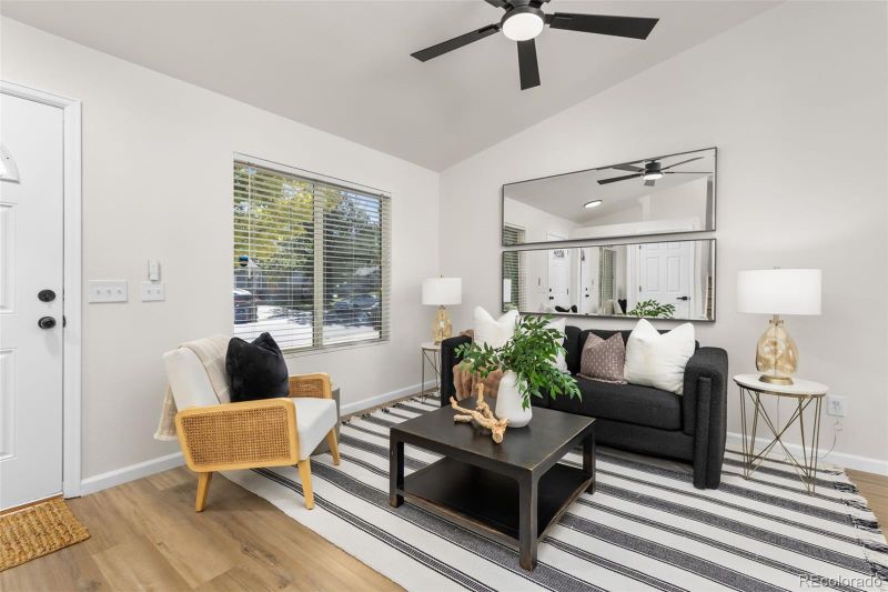 1437 S Pitkin Ct, Aurora, CO 80017