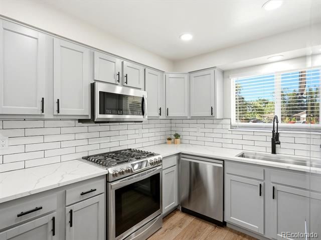 18870 E 16th Pl, Aurora, CO 80011