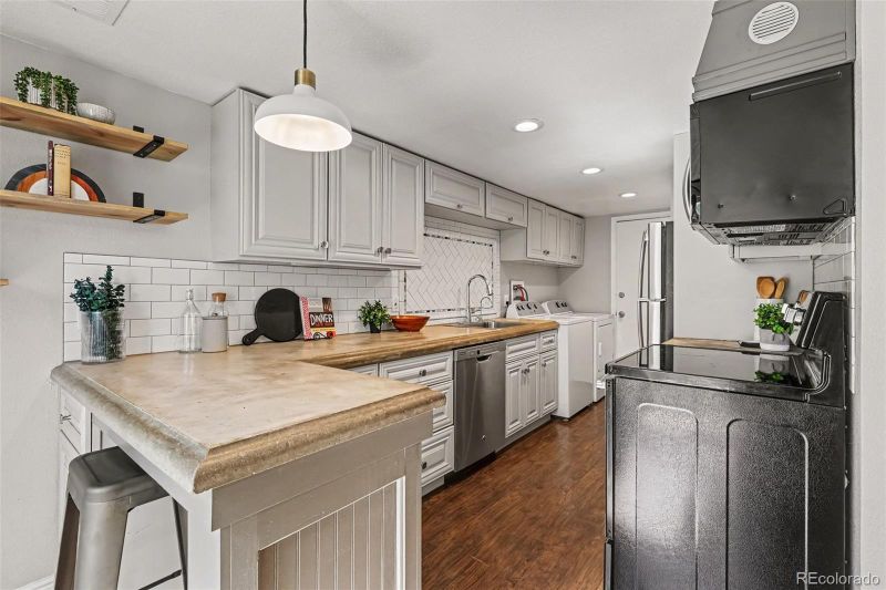 7972 Chase Cir #82, Arvada, CO 80003
