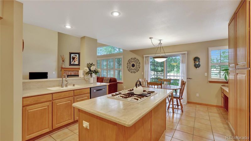 14199 W Amherst Ave, Lakewood, CO 80228