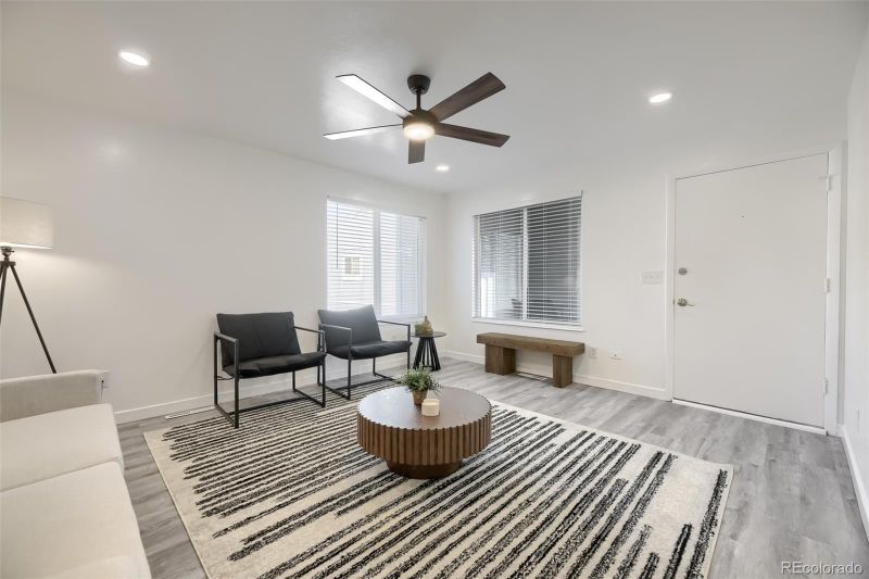 7953 Chase Cir #200, Arvada, CO 80003