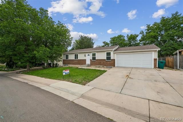10668 W Ida Ave, Littleton, CO 80127