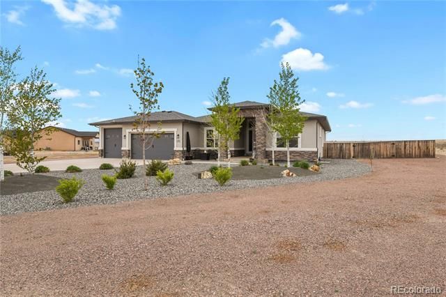 27 S Tequila Ct, Pueblo West, CO 81007