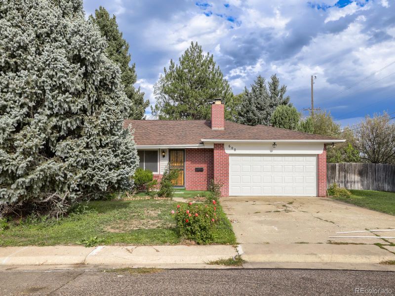 600 Everett St, Lakewood, CO 80215