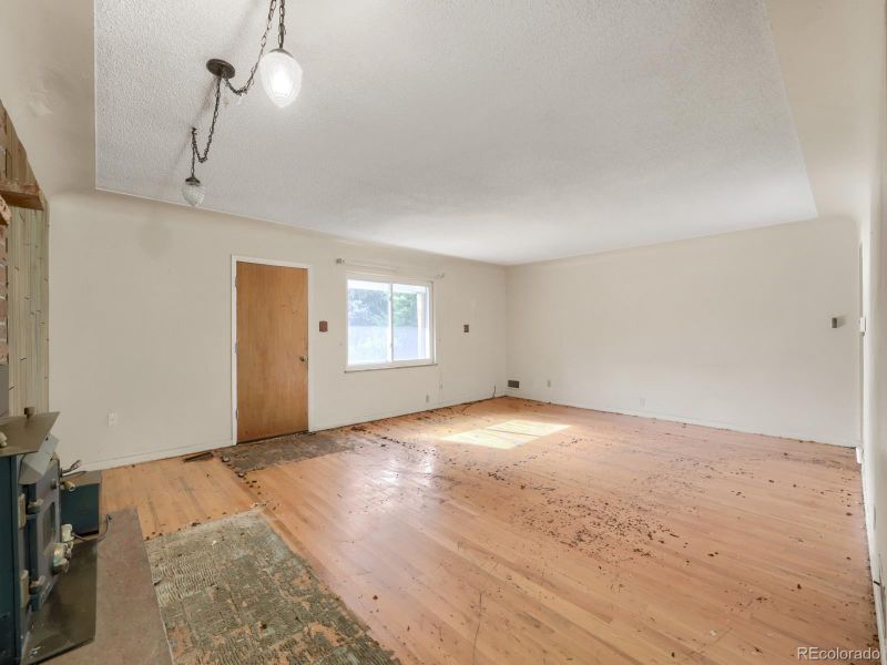 600 Everett St, Lakewood, CO 80215