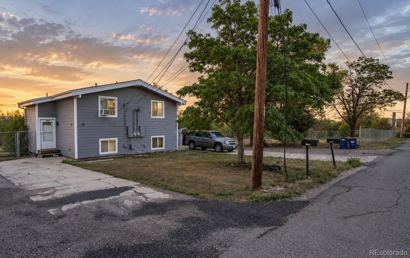 2581 W 66th Pl, Denver, CO 80221