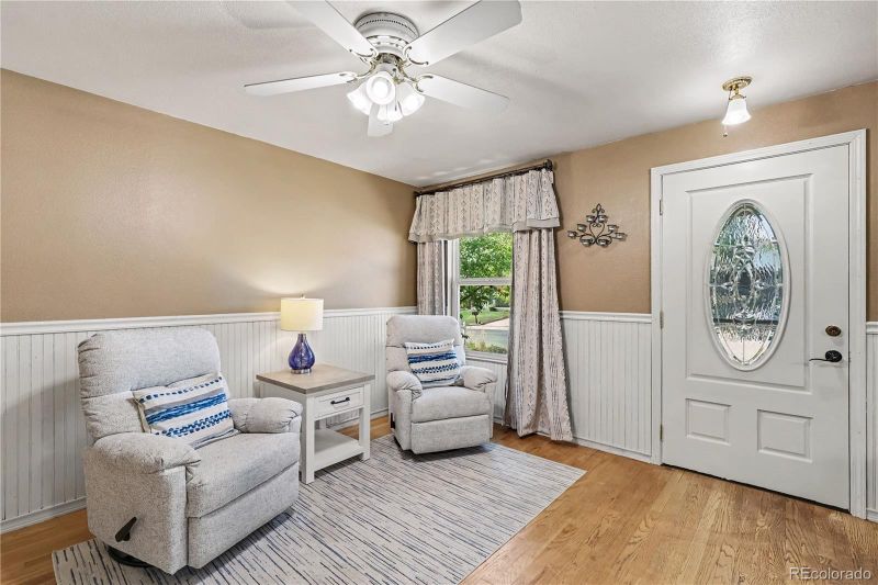 7034 Ingalls Ct, Arvada, CO 80003