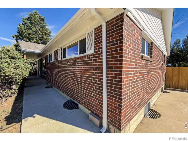 10674 Grant Dr, Northglenn, CO 80233