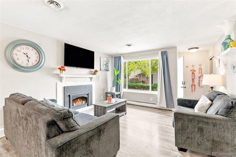 84 Nome Way #A, Aurora, CO 80012