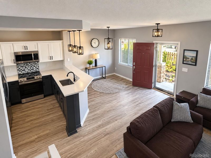 10450 Truckee St #B, Commerce City, CO 80022