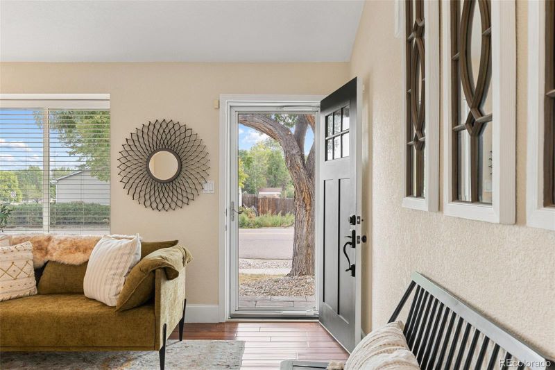 5847 S Oak St, Littleton, CO 80127