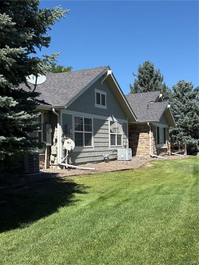 7680 S Buchanan Way, Aurora, CO 80016