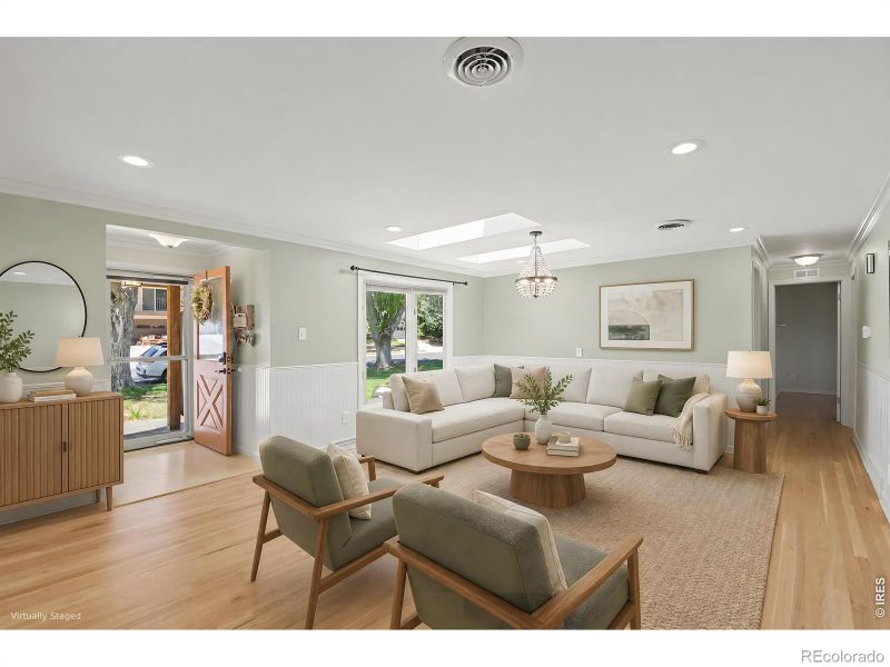 700 S Arbutus St, Lakewood, CO 80228