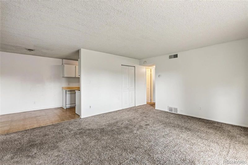 10211 Ura Ln #9-207, Thornton, CO 80260