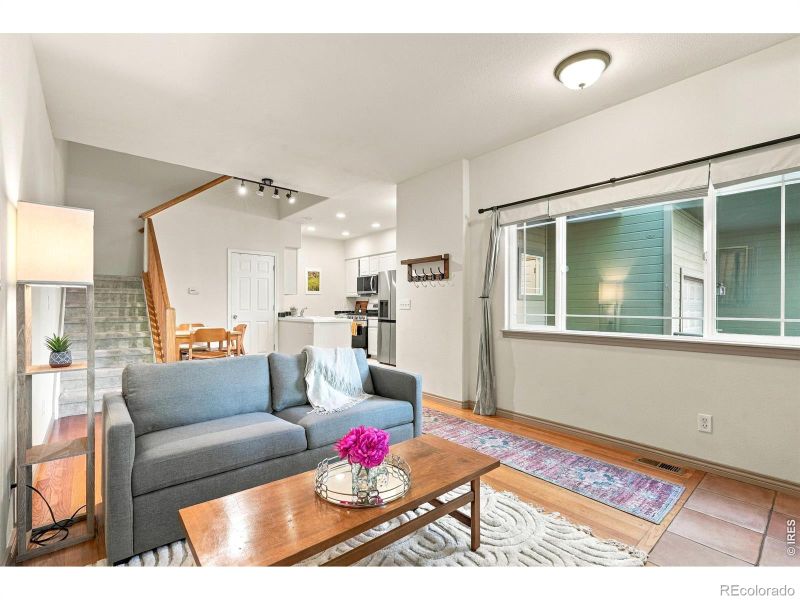 818 S Terry St #101, Longmont, CO 80501
