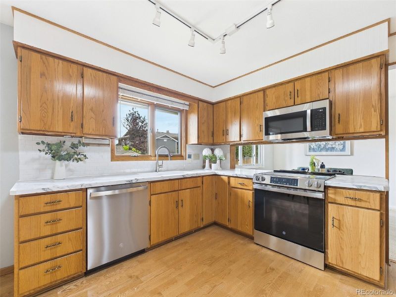 1965 S Vivian St, Denver, CO 80228