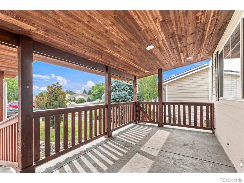 3905 Dove Ln, Evans, CO 80620