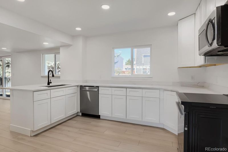 7450 S Ivy Way, Centennial, CO 80112