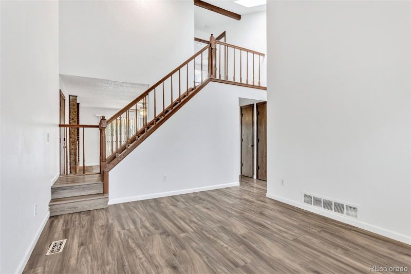 15084 E Andrews Dr E, Denver, CO 80239