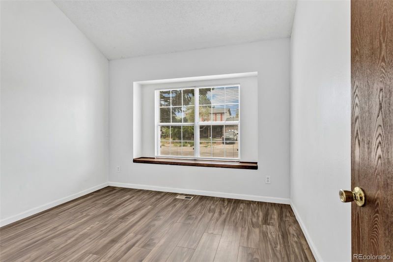 15084 E Andrews Dr E, Denver, CO 80239