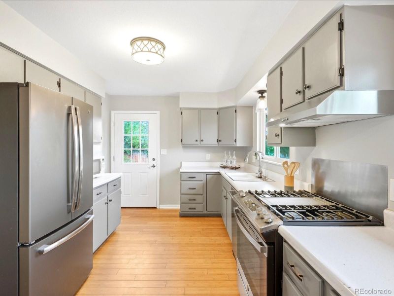 16839 W 14th Pl, Golden, CO 80401