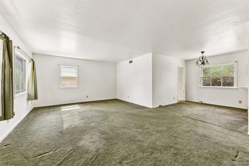 1563 S Newton St, Denver, CO 80219
