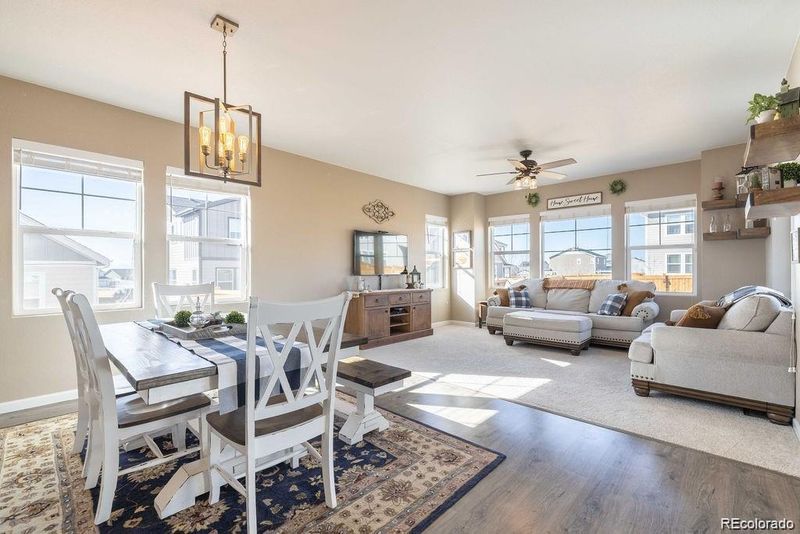 27827 E 8th Ave, Aurora, CO 80018