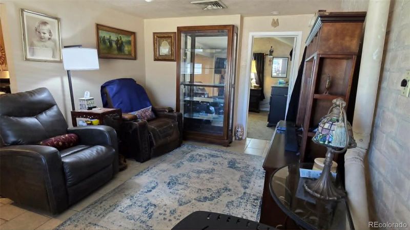 162 Main St, Florence, CO 81226