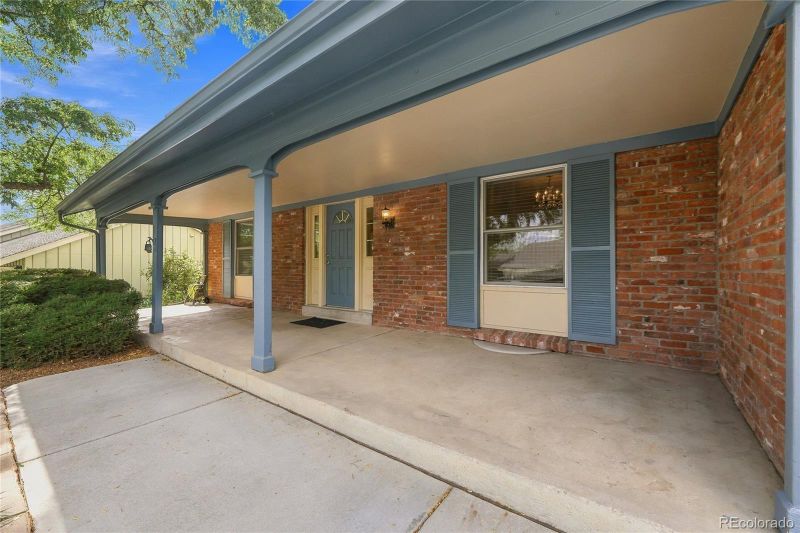 7153 S Saint Paul St, Centennial, CO 80122