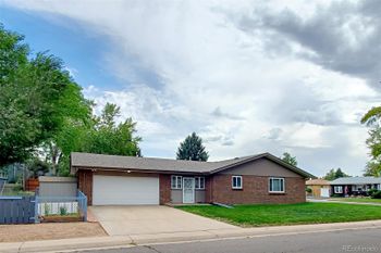 2124 S Fenton St, Denver, CO 80227