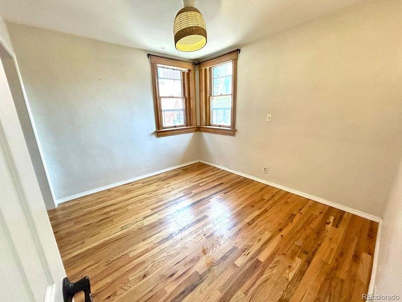 1320 Saint Paul St, Denver, CO 80206