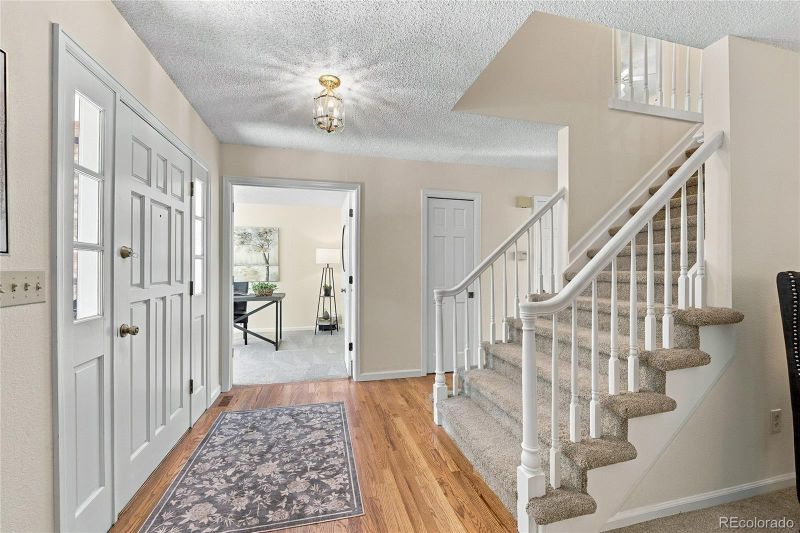 7401 S Fillmore Cir, Centennial, CO 80122