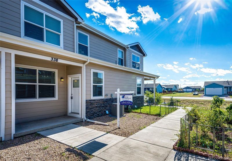 338 S 4th Ct, Deer Trail, CO 80105