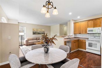 9568 W San Juan Cir #201, Littleton, CO 80128
