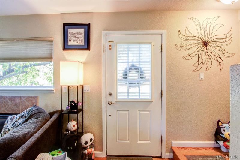 6301 W Byers Pl, Lakewood, CO 80226