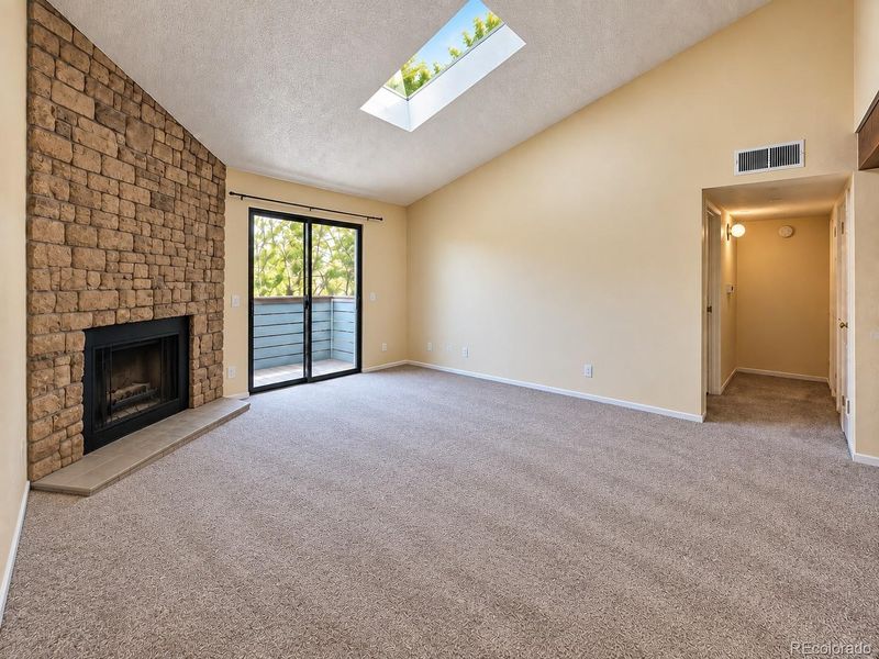 12015 E Harvard Ave #207, Aurora, CO 80014