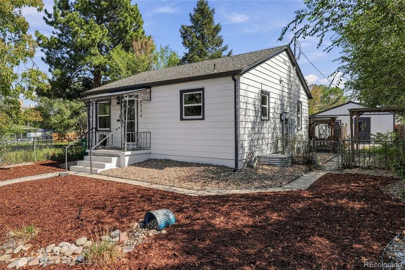 3774 S Delaware St, Englewood, CO 80110