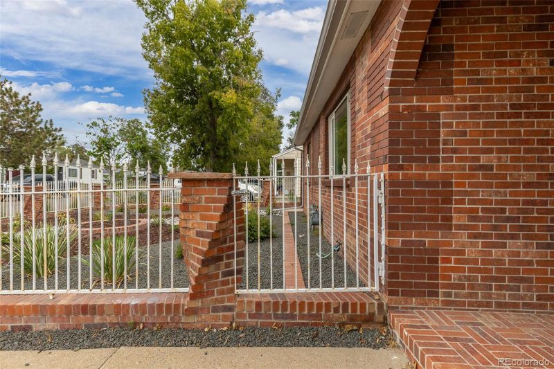 4870 Raritan St, Denver, CO 80221